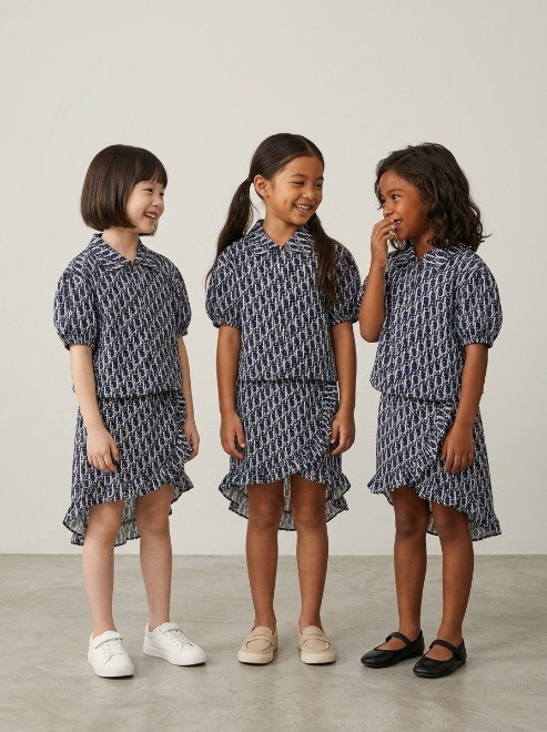 Setelan West Pattern of Brand